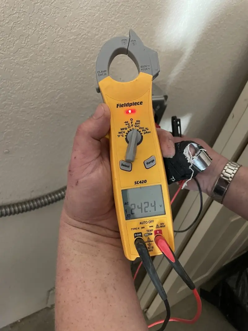 Voltage testing with clamp meter during Generator Installation in Lake California